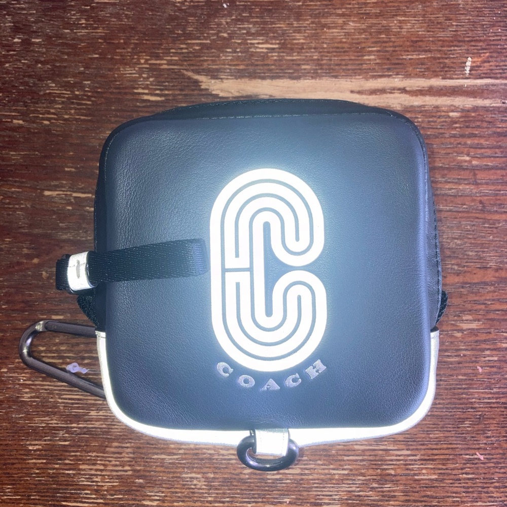 Square Hybrid Pouch w/ reflective coach patch